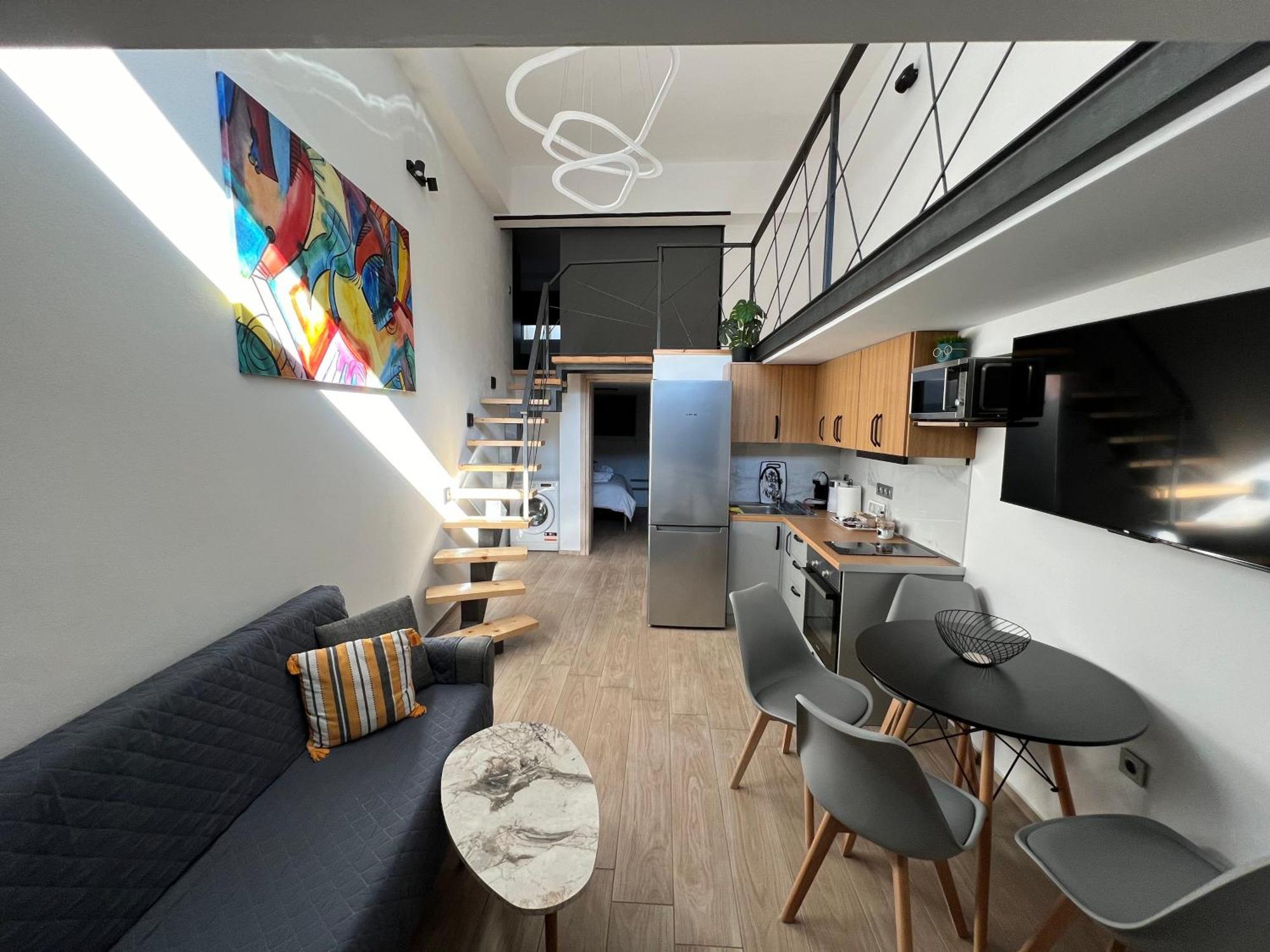 City Center Loft With Private Parking Kavála Eksteriør bilde