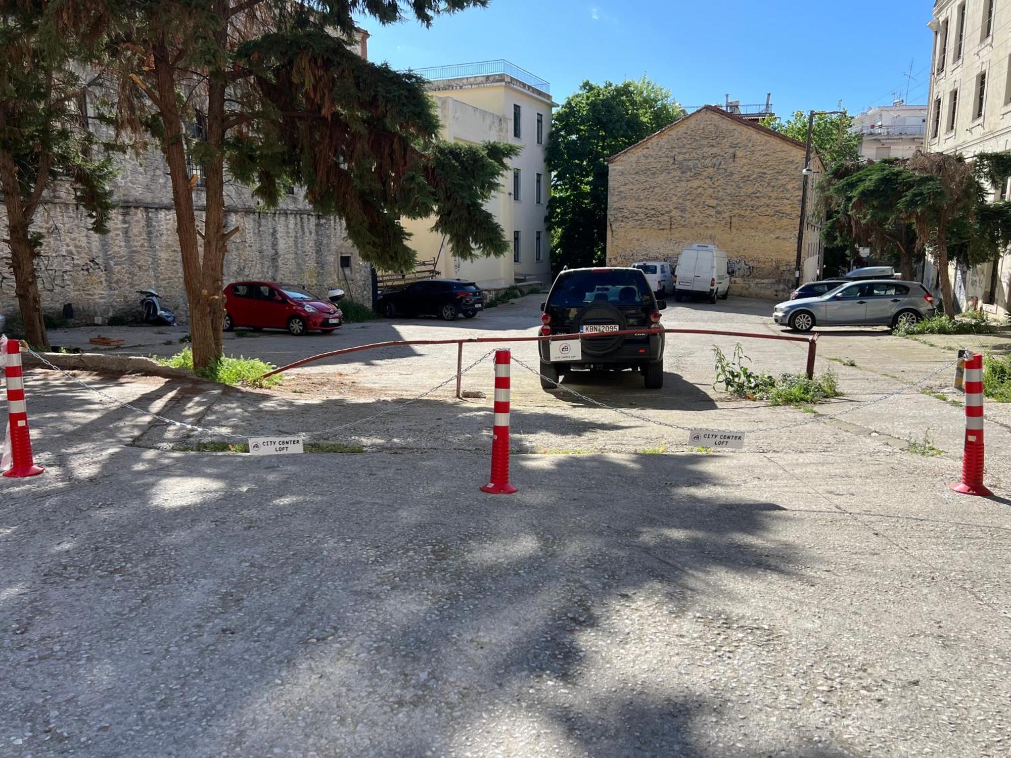 City Center Loft With Private Parking Kavála Eksteriør bilde