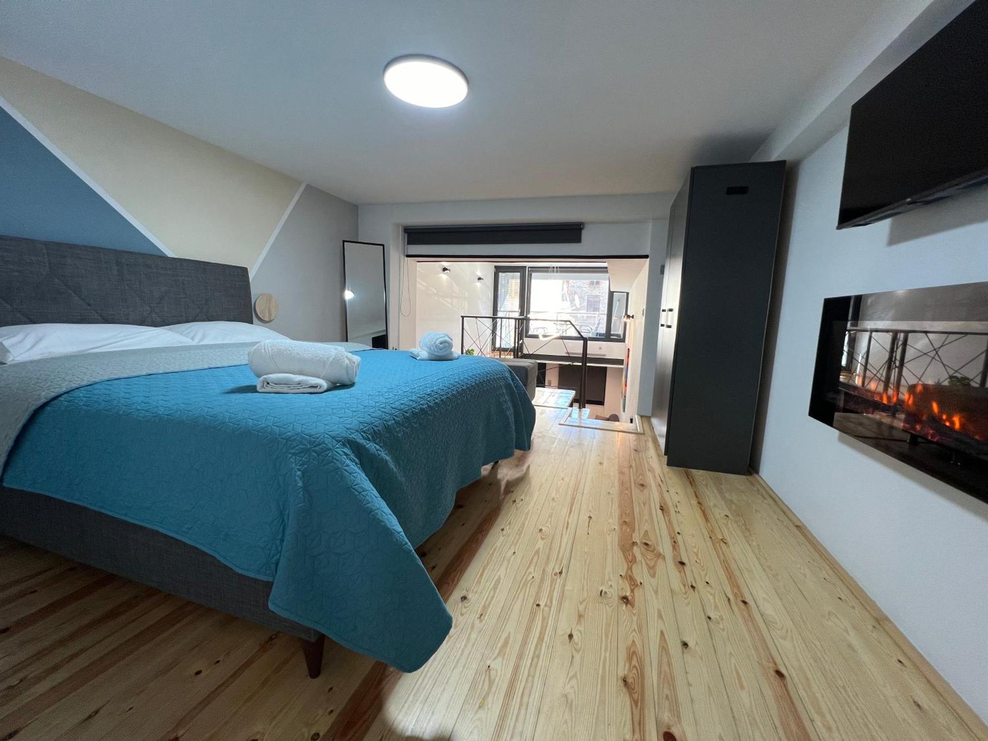 City Center Loft With Private Parking Kavála Eksteriør bilde